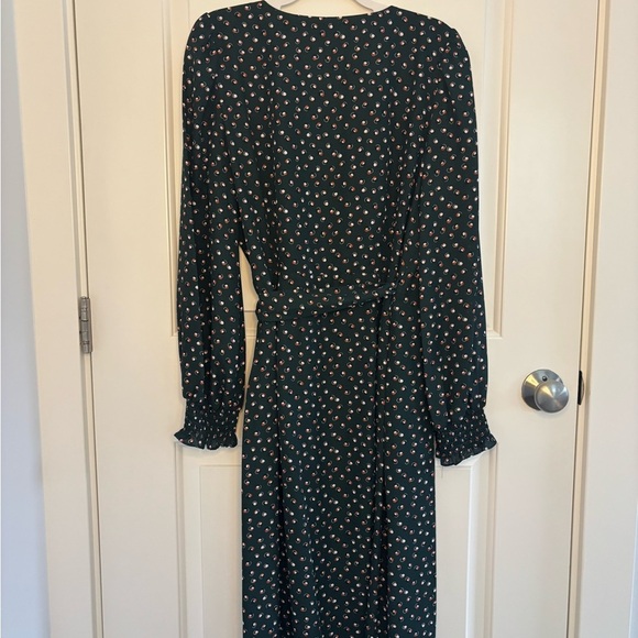 Max Studio Green Wrap Dress - Picture 6 of 8